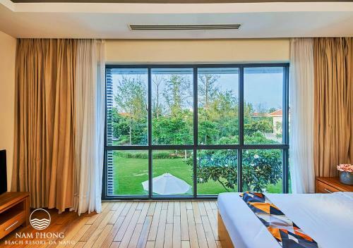 Villa Nam Phong Beach Resort Da Nang