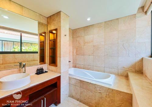 Villa Nam Phong Beach Resort Da Nang