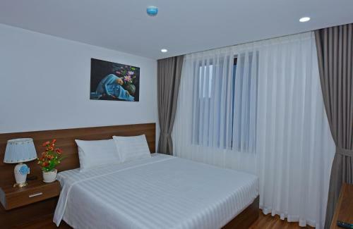 Long Garden Apartment