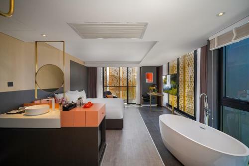 M92 Boutique Da Nang Beach Hotel