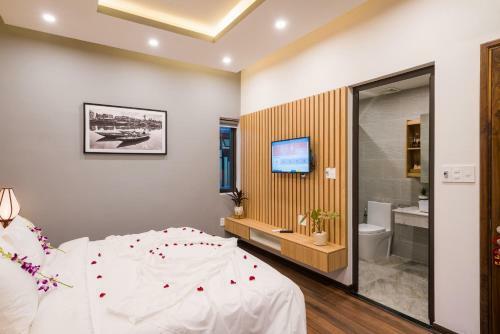 Hoi An Grace River Villa