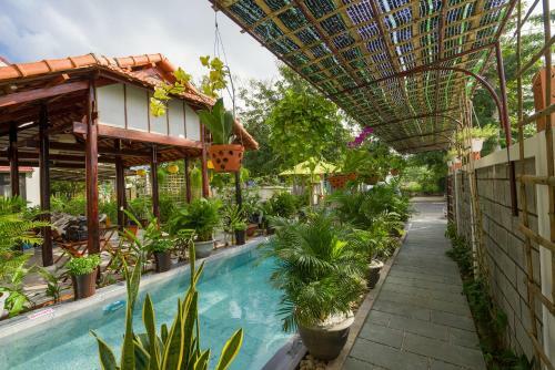 Hoi An Hometown Villa