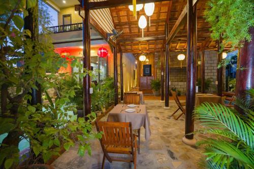 Hoi An Hometown Villa