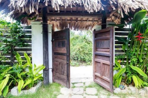 Barefoot Beach House