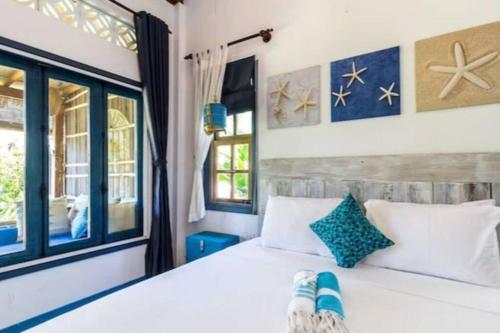 Barefoot Beach House