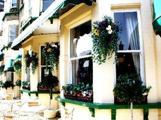 Ilfracombe House Hotel