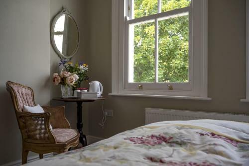 Hostal The Gleneagles Guesthouse