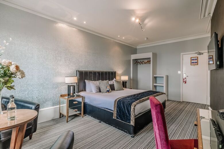 Westcliff Hotel