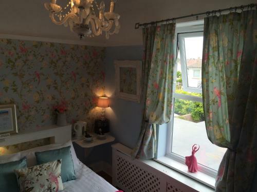 Hostal The Waverley