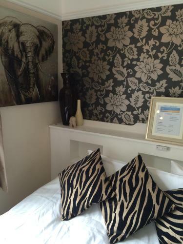 Hostal The Waverley