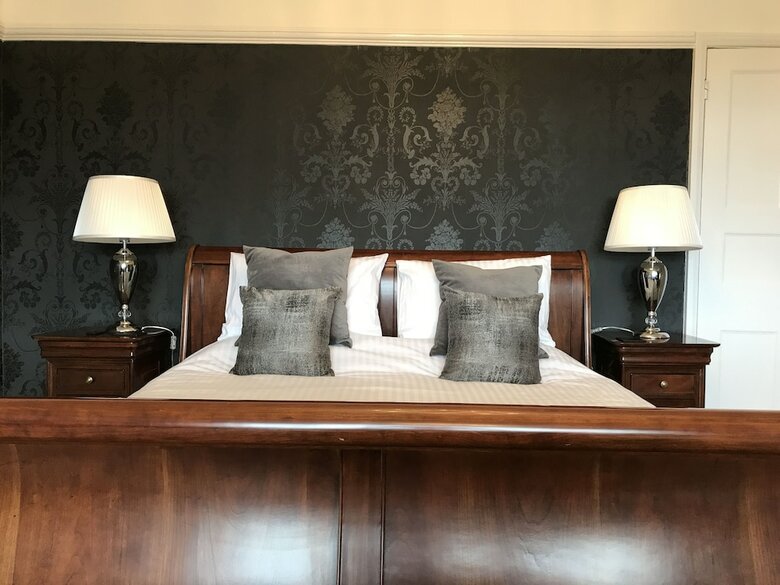 Bed & Breakfast Cedar House