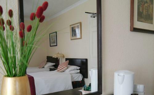 The White Hart Hotel