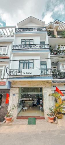 Hotel De Luna