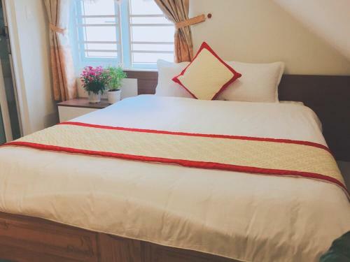 Hotel Kh�ch S?n Ph??ng Nguy�n