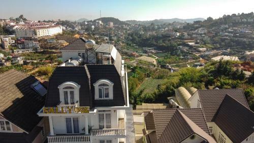 Sally Villa Homestay