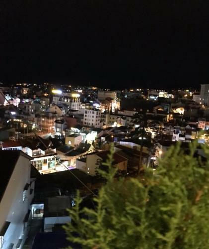 Anh H�o Hotel