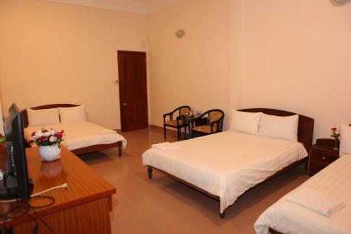 Quang Chien Hotel
