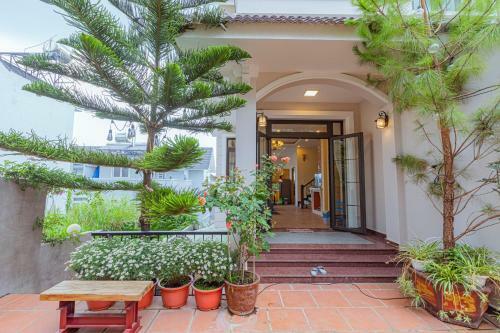 Maymimi Villa Hotel In Dalat