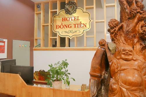 ??ng Ti?n Hotel ?� L?t