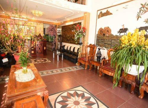 Red Sun Hotel