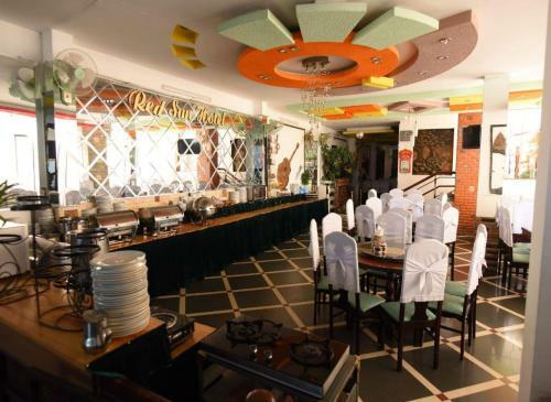 Red Sun Hotel