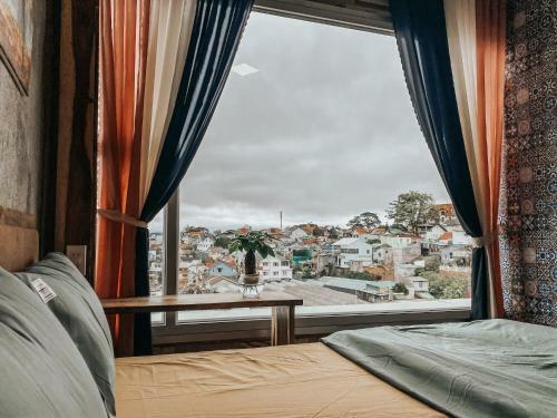 Bed & Breakfast � C?a M�a Thu