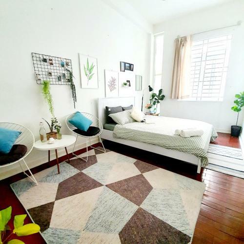 ?� L?t Urban House