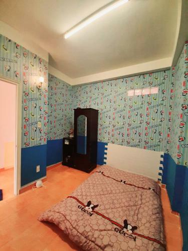 Mon Mon House