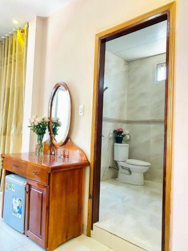 Quang Vinh Hotel