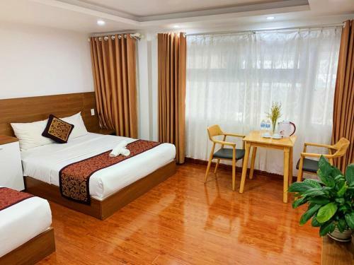 Sky Hotel - Dalat