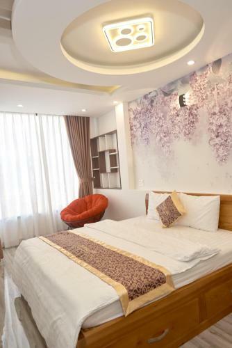 Hotel Kh�ch S?n Ph??ng Linh
