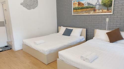 Hotel H� Linh