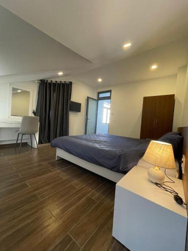 Hostal Nh� C?a B?y (7.house)