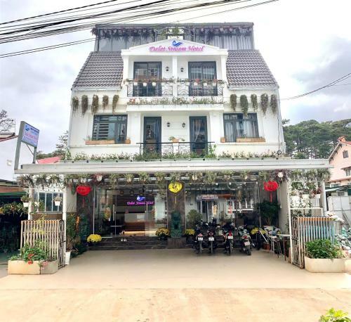 Dalat Stream Hotel-kh�ch S?n ??p ?� L?t