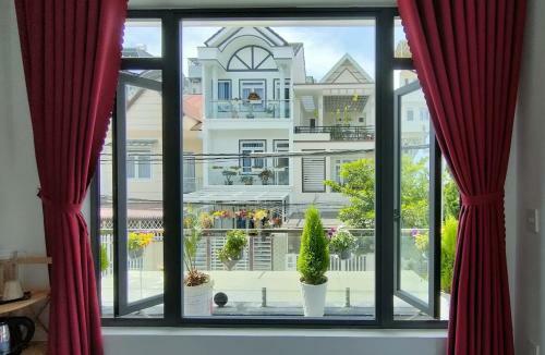 Hoshi House