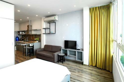 Hanoi Home 2 - Lake View Apartment