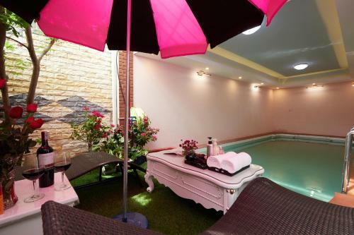 Hotel Lucky Budda Inn Villa