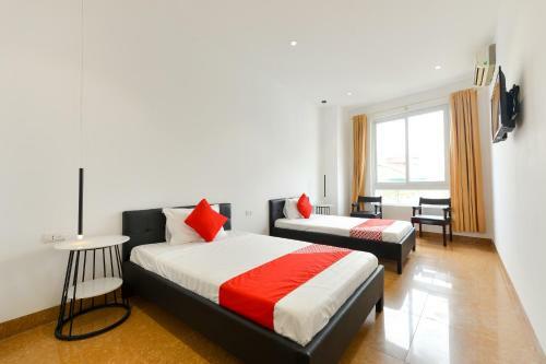 Oyo 276 Bh Hotel