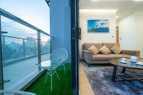 Bom Homes- Vinhomes Metropolis-service Apartment