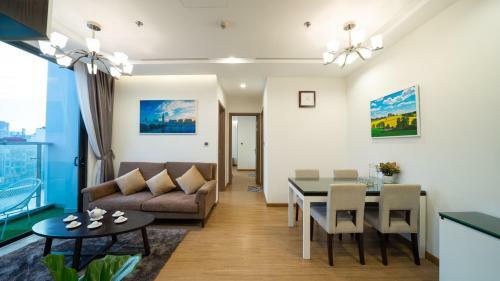 Bom Homes- Vinhomes Metropolis-service Apartment