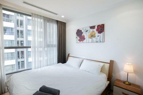 Bom Homes- Vinhomes Times City- Service Apartment