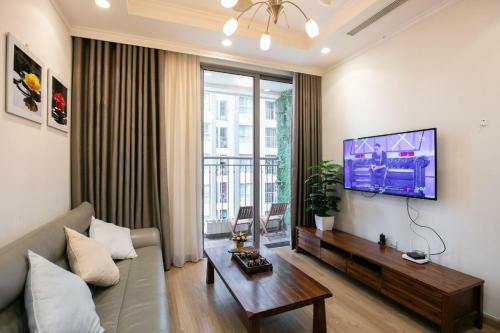 Bom Homes- Vinhomes Times City- Service Apartment