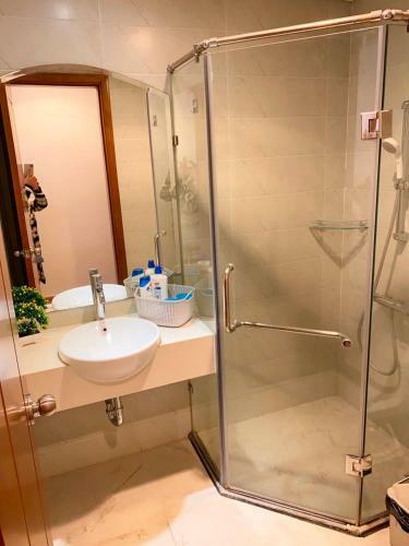Bom Homes- Vinhomes Times City- Service Apartment