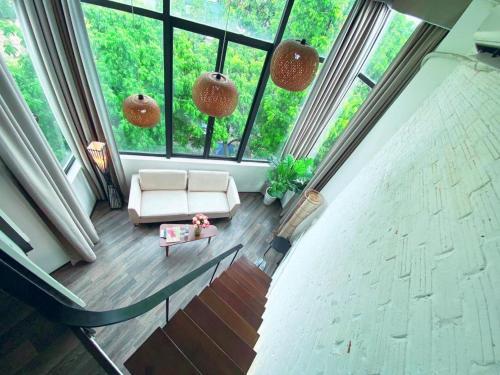 Mayhouse - Duplex Sky View 02