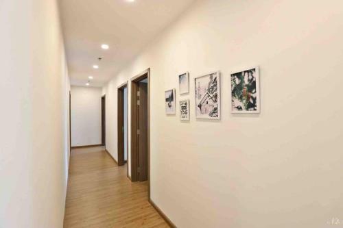 Metropolis Hotel And Apartment