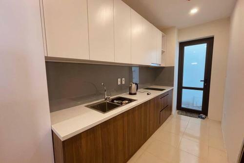 C?n H? G?n S�n Bay - Modern Apartment Near Airport