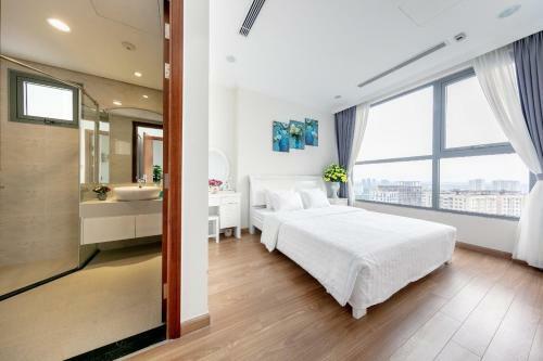 Times City Apartment 2br-p11