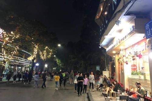 Apartamento Lotushomestayhanoi - Lake Charm