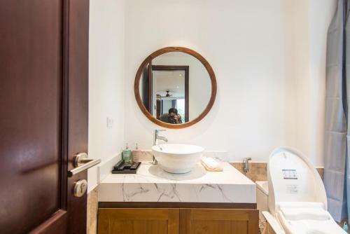 Lovely Apartment / Luxury / 81 Linh Lang