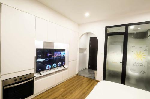 Apartamento 1pn/vincom Tr?n Duy H?ng/balcony Housing